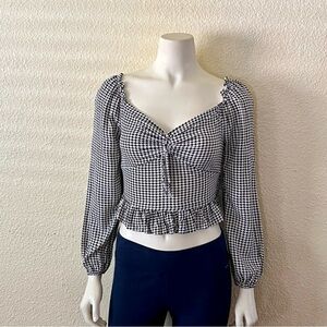 NWOT Japna long sleeve crop top size XS